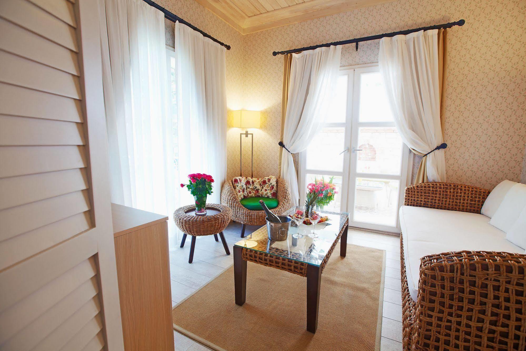 Casa Oliva Alacati - Adults Only 14 Plus Exterior photo